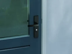AXA veiligheidsbeslag Edge achterdeur zwart langschild met SKG 3-sterren 55 mm