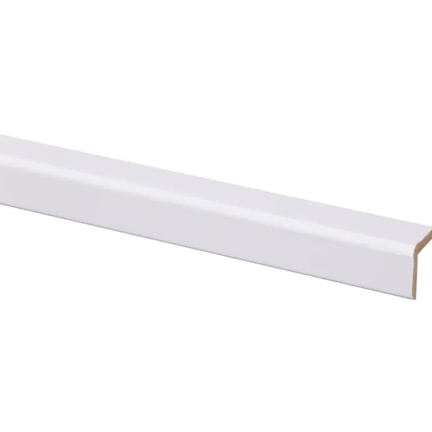 Hoeklat MDF 20x20 mm lengte 260 cm gegrond
