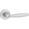 Karwei deurkruk set Antonio rond rozet aluminium