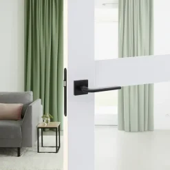 Karwei deurkruk set Enzo vierkant rozet zwart aluminium