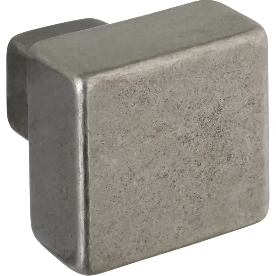 Geen Knop Almar antiek ijzer 31mm