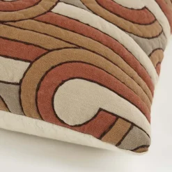 Geen Kussen graphic beige rood 55 x 35 cm