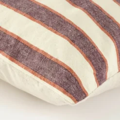 Geen Kussen streep d.bruin - l55xb35xh10cm