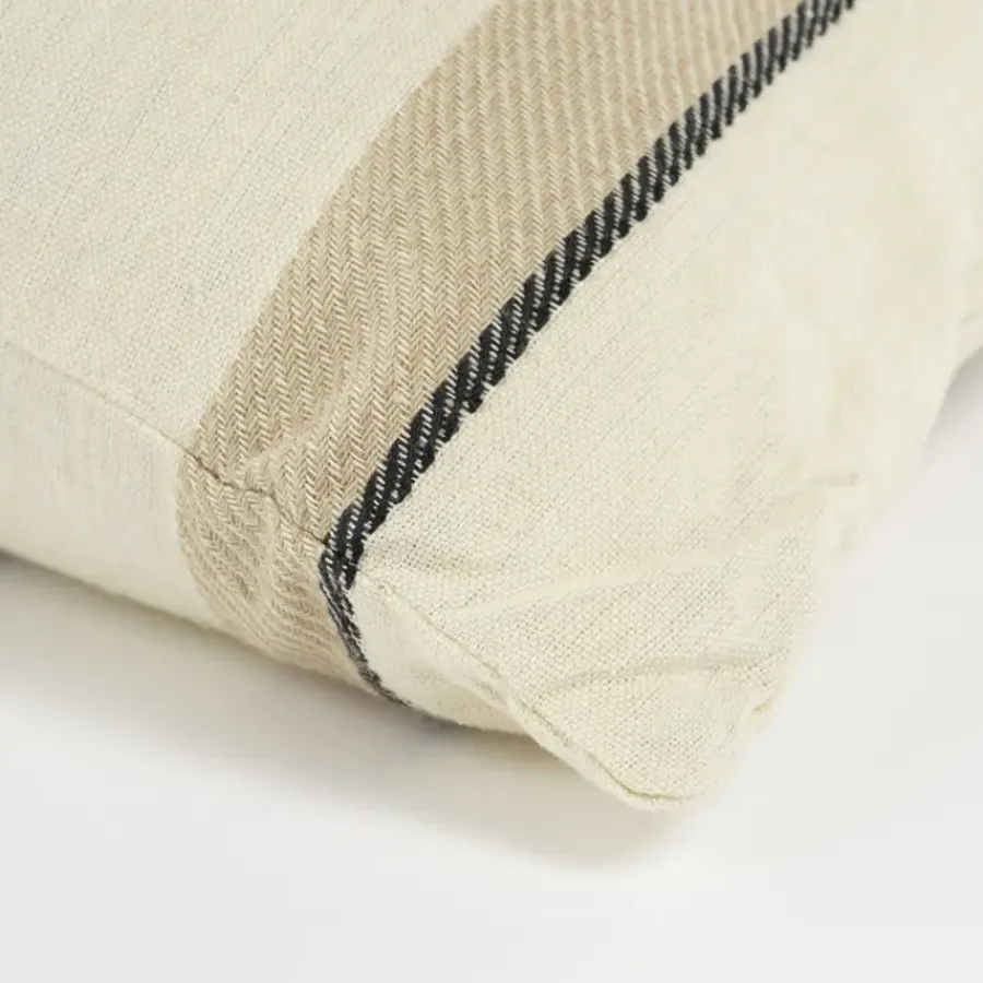 Geen Kussen streep off white - l55xb35xh10cm