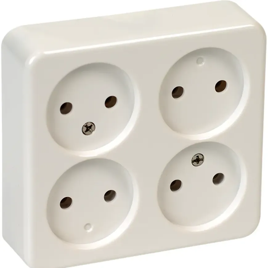 OK stopcontact opbouw 4-voudig wit