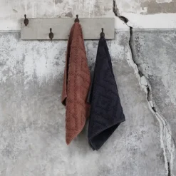 Sealskin badmat aztec 60x60cm donkerroze